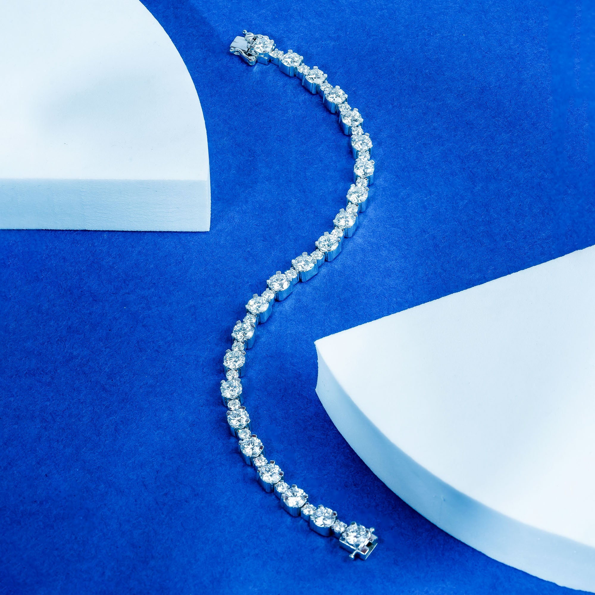 Round-Cut Diamond Line Tennis Bracelet