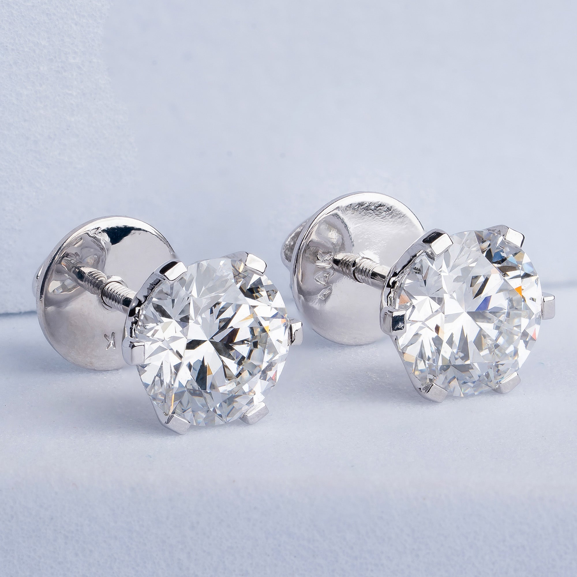 Six Prong Flower Setting Round Solitaire Stud Earring