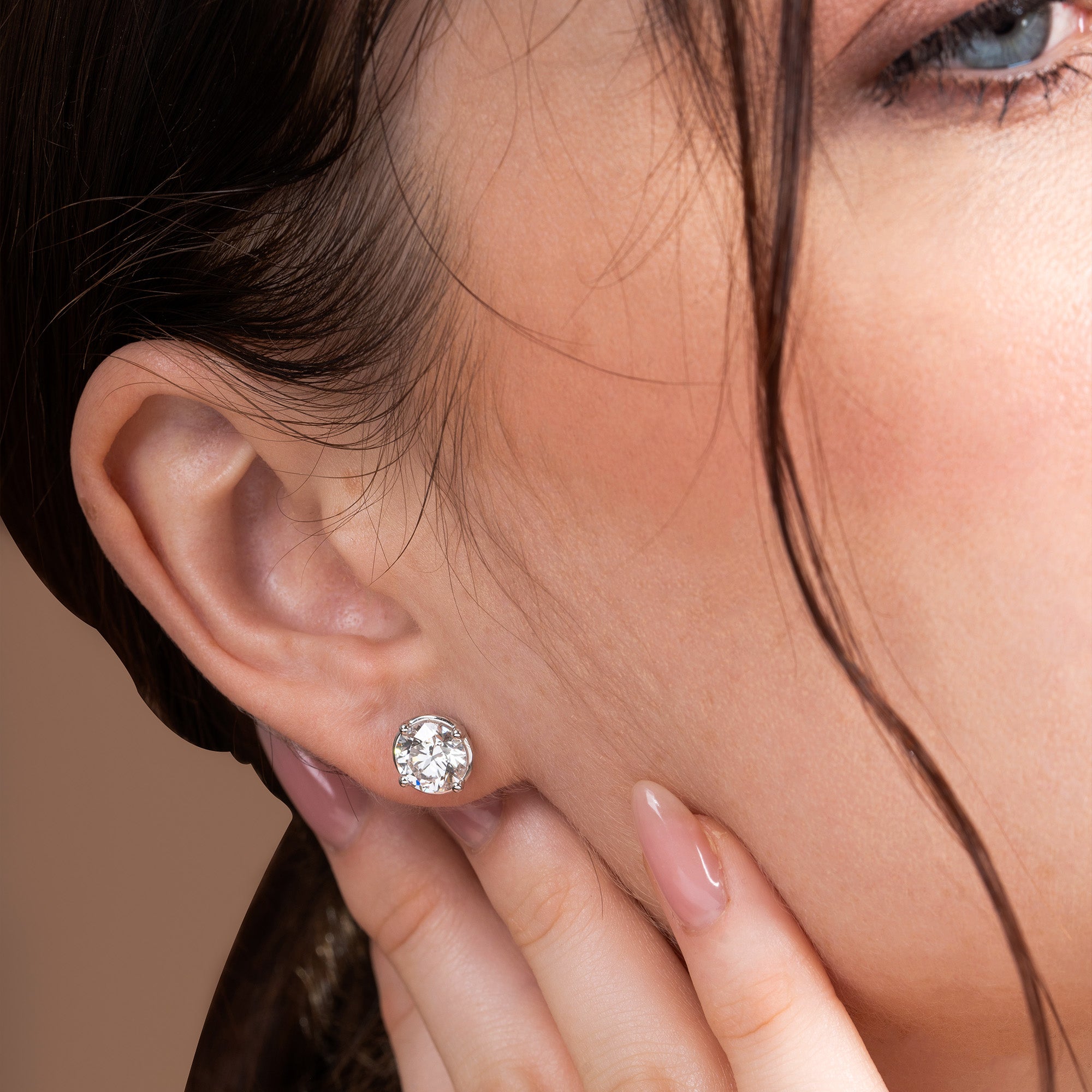 Shimmering Light Crystal Round Stud