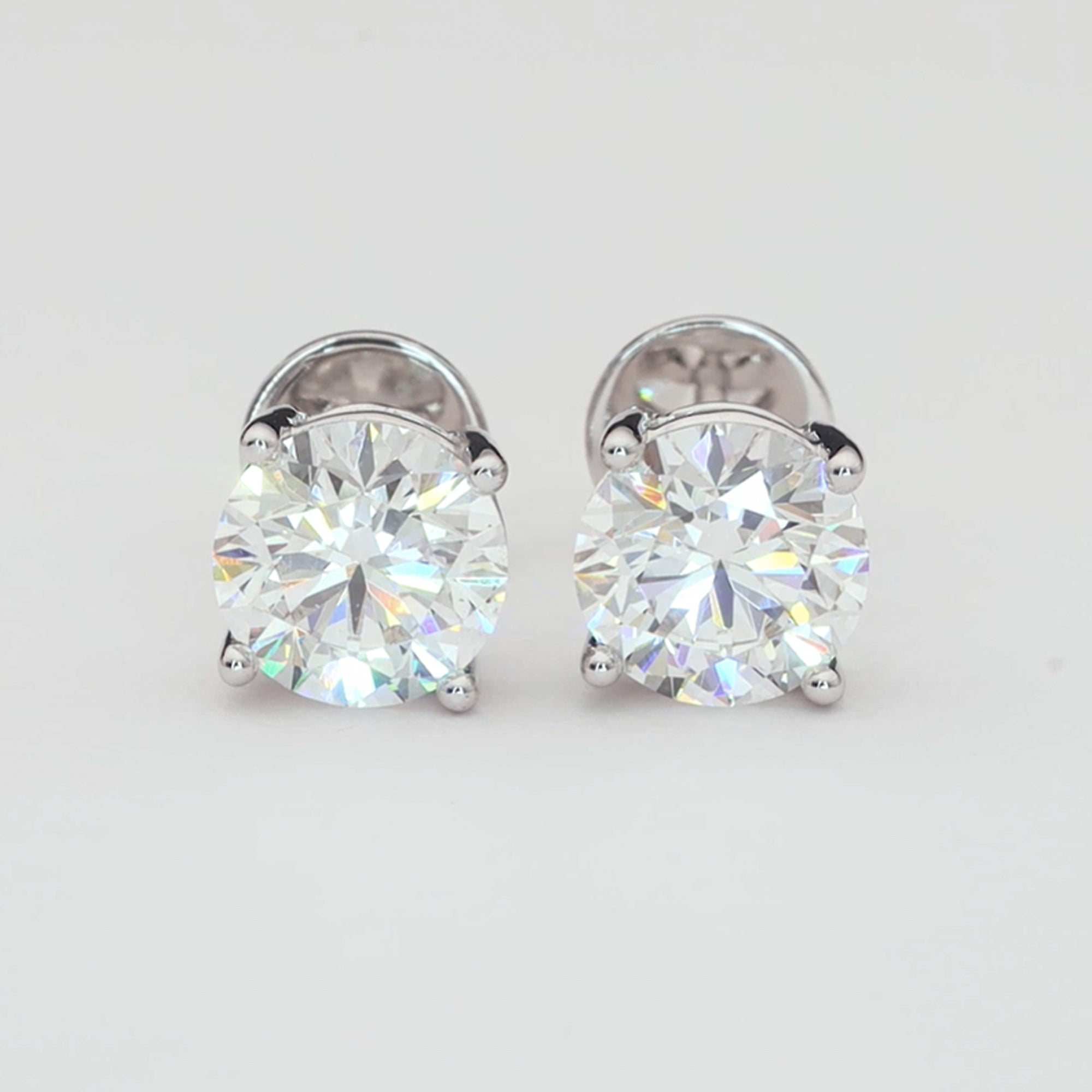 Classic Four Prong Basket Studs