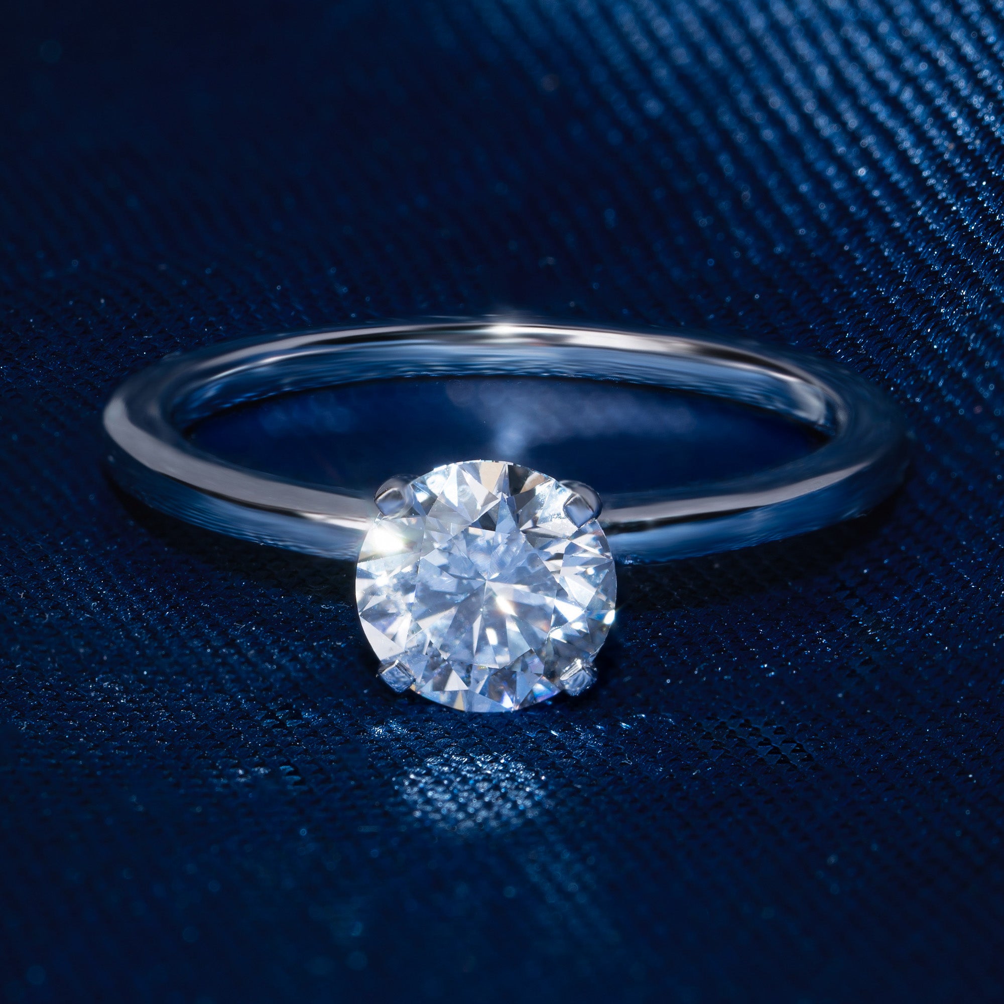 Classical Four Prong Round Engagement Ring