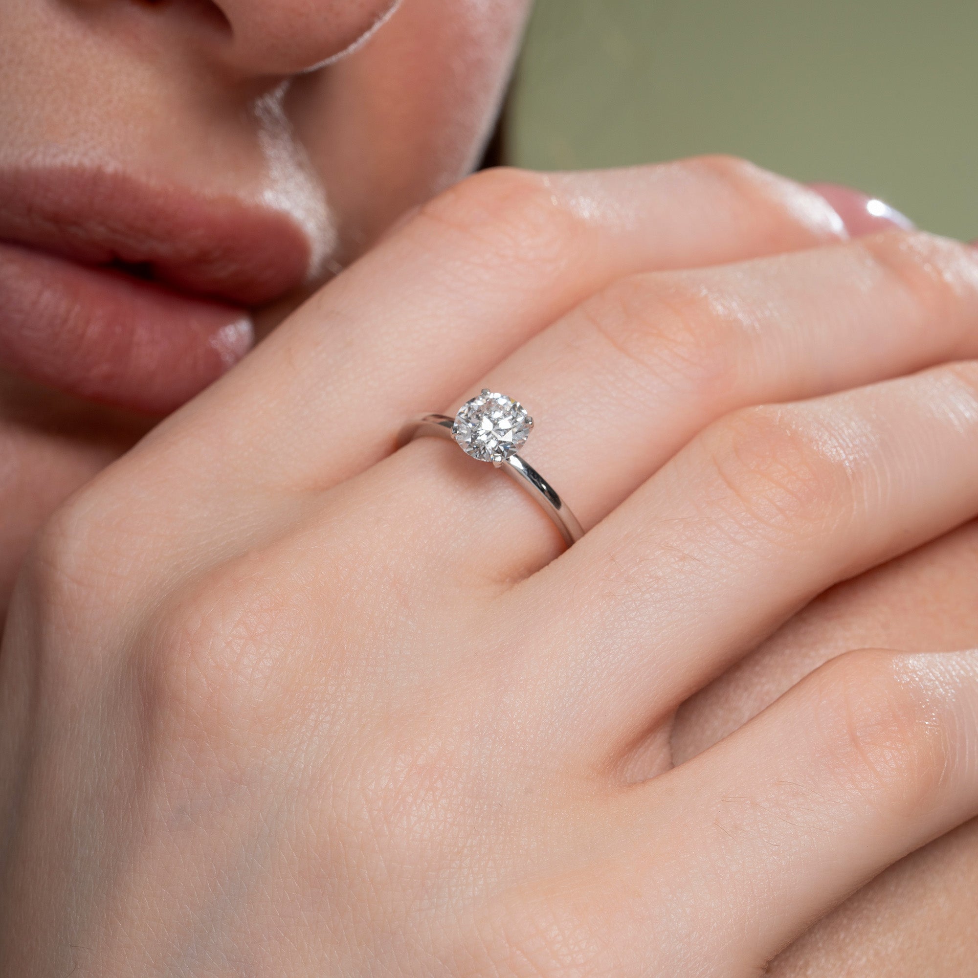 Classical Four Prong Round Engagement Ring