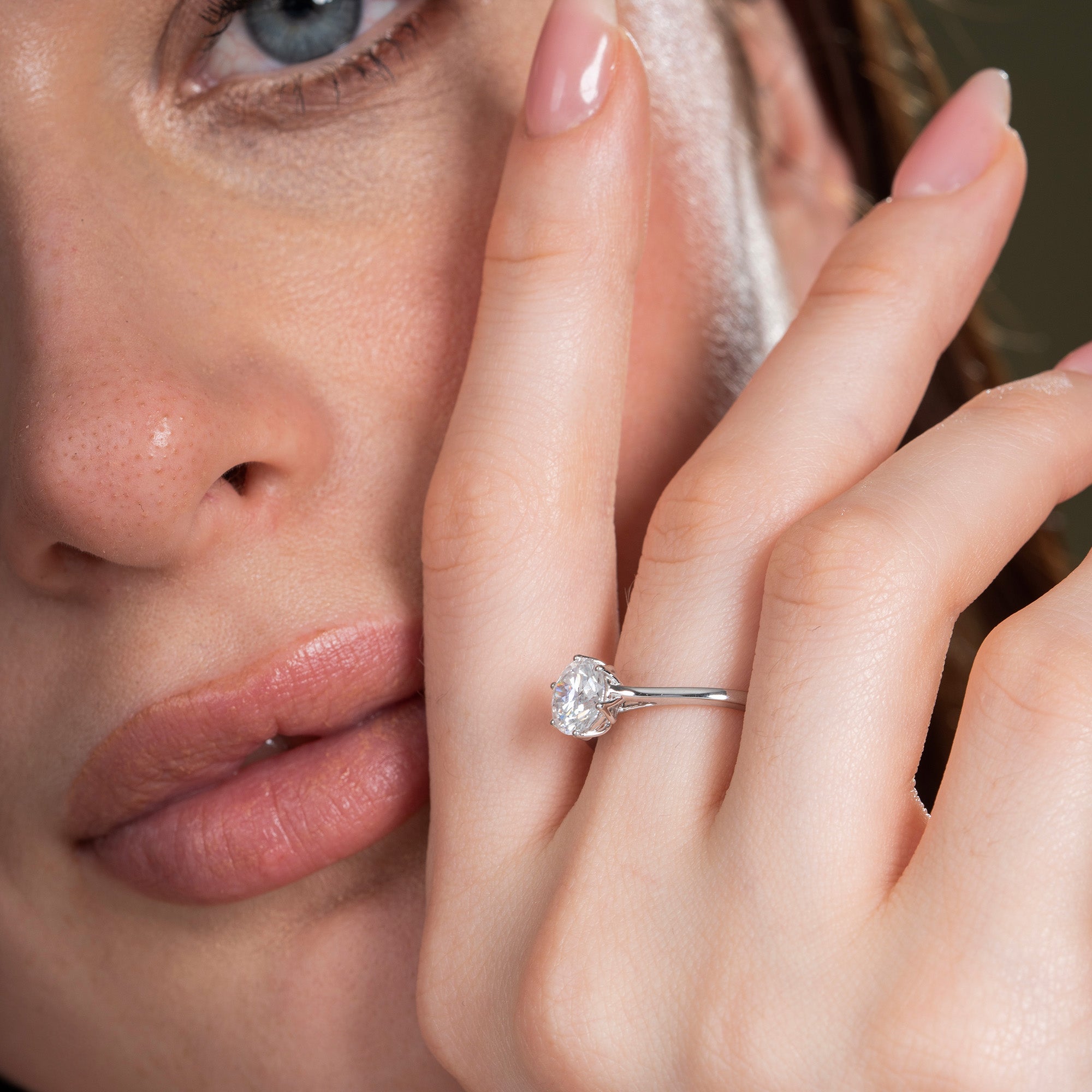 Lotus Prong Round Solitaire Ring