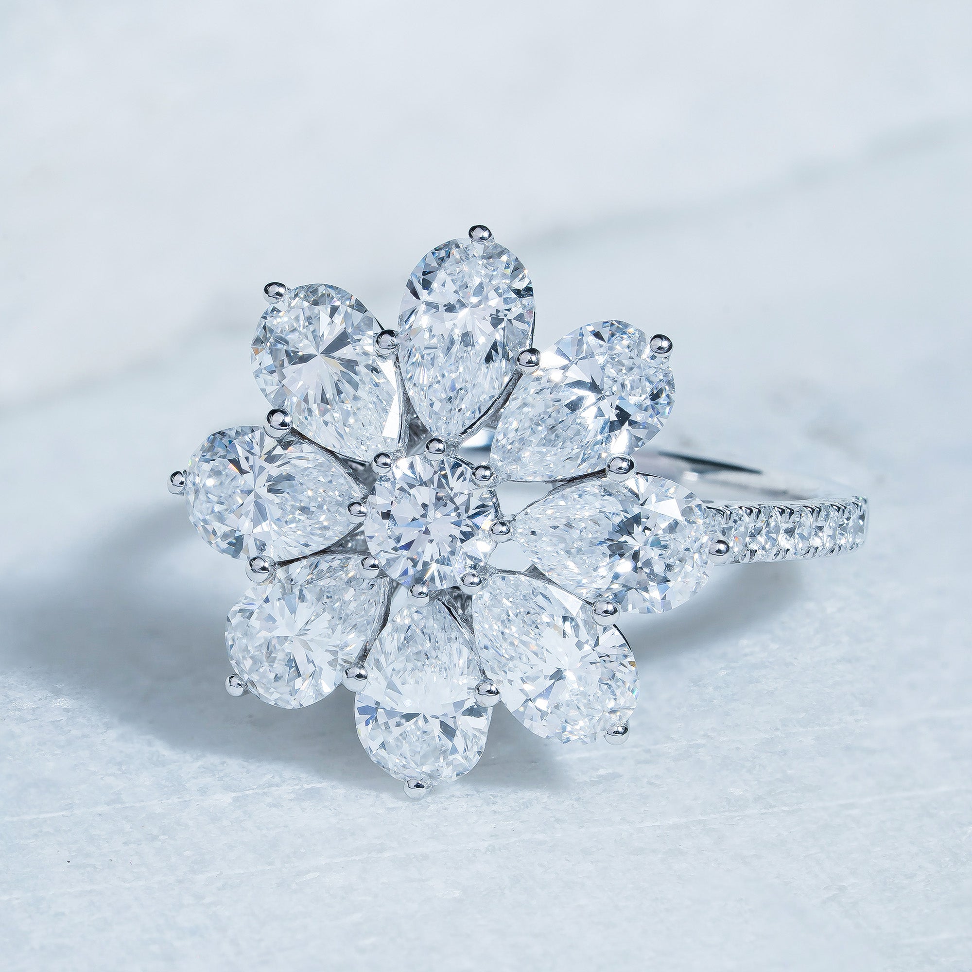 Lustrous Pear Flower Fashion Ring