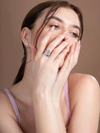 Wavy Bypass Round Fashion Ring