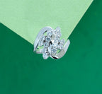 Wavy Bypass Round Fashion Ring