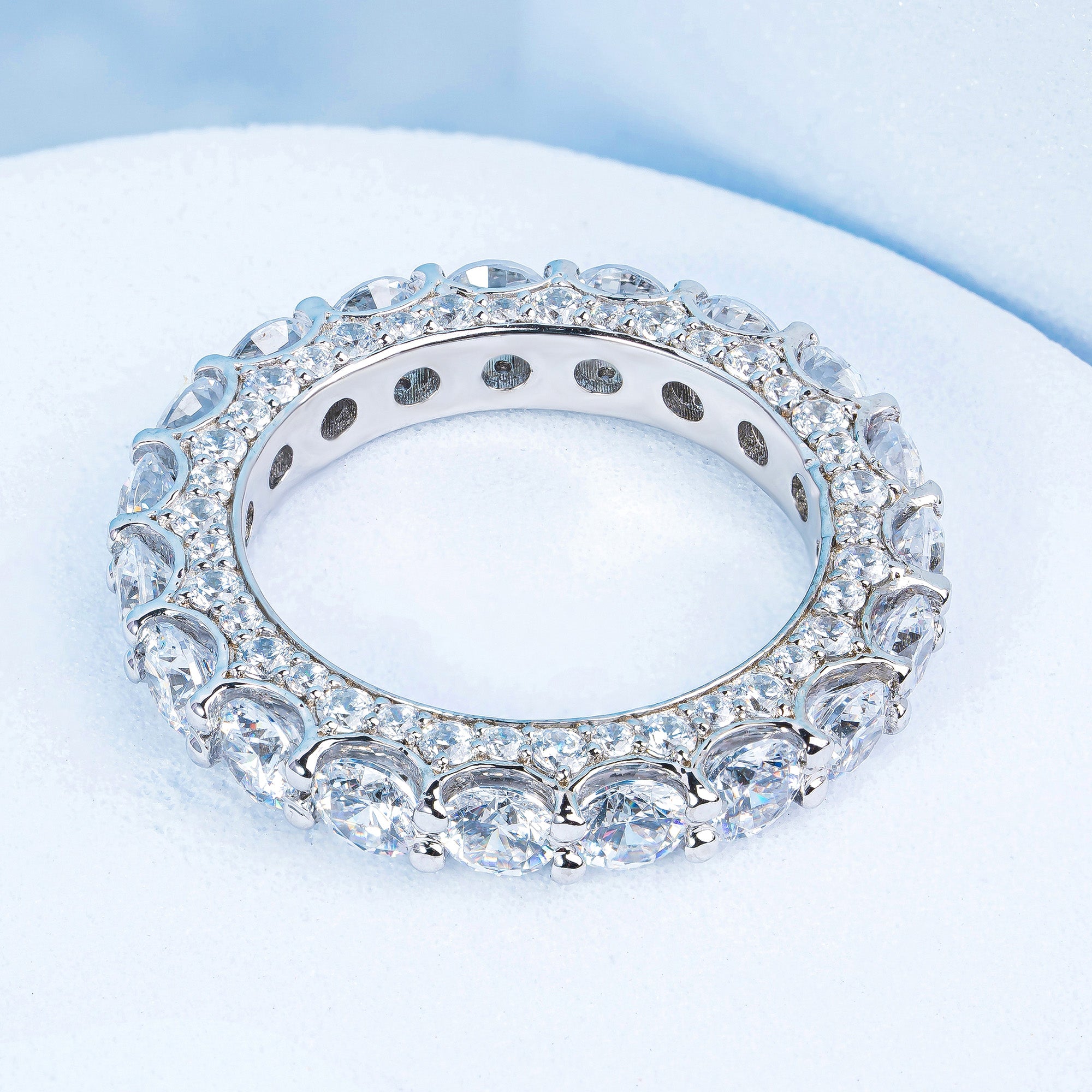 Western Round Fancy Eternity Band